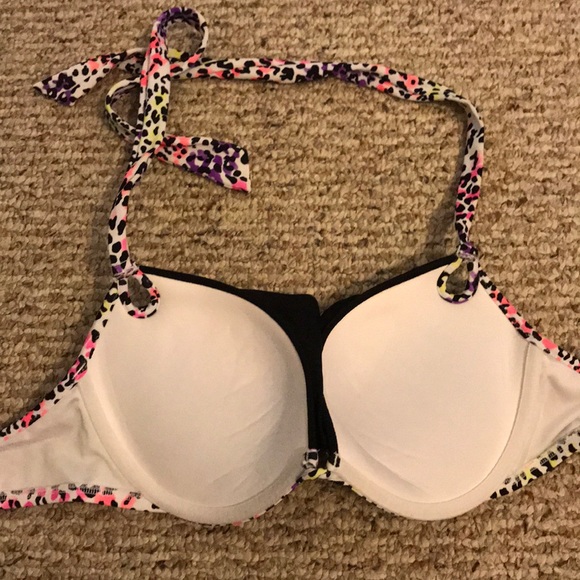 Victoria’s Secret Push-Up Bikini Top 👙 - Picture 3 of 4